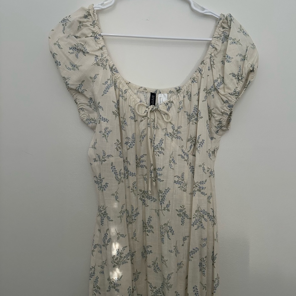 Floral Puff Sleeve Dress